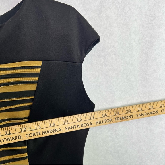 Connected Apparel Sheath Dress W/Textured Slimming Center & Cap Sleeves Size 4P - Picture 4 of 6